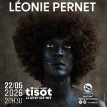L&eacute;onie Pernet